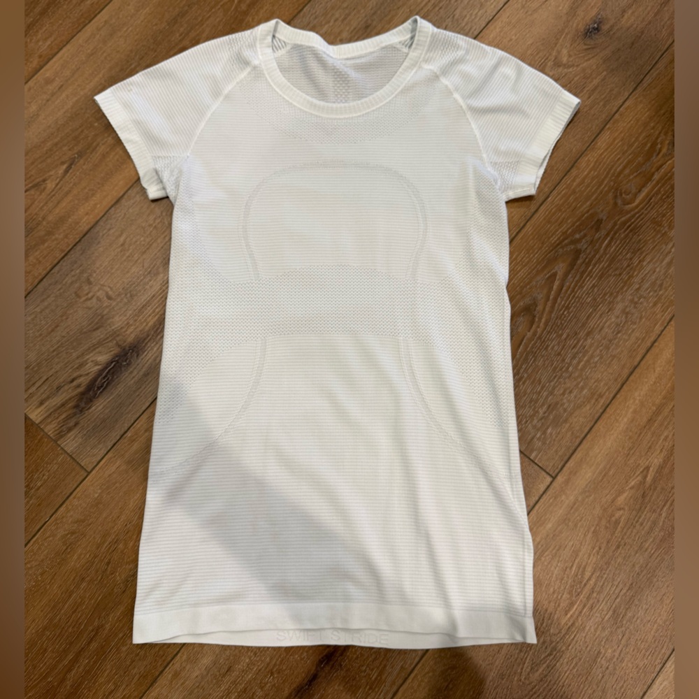 Lululemon Swiftly Tech Short-Sleeve Shirt